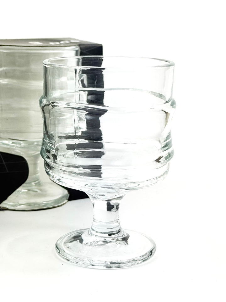 Elegant Clear Glass Goblets - Versatile Drinkware
