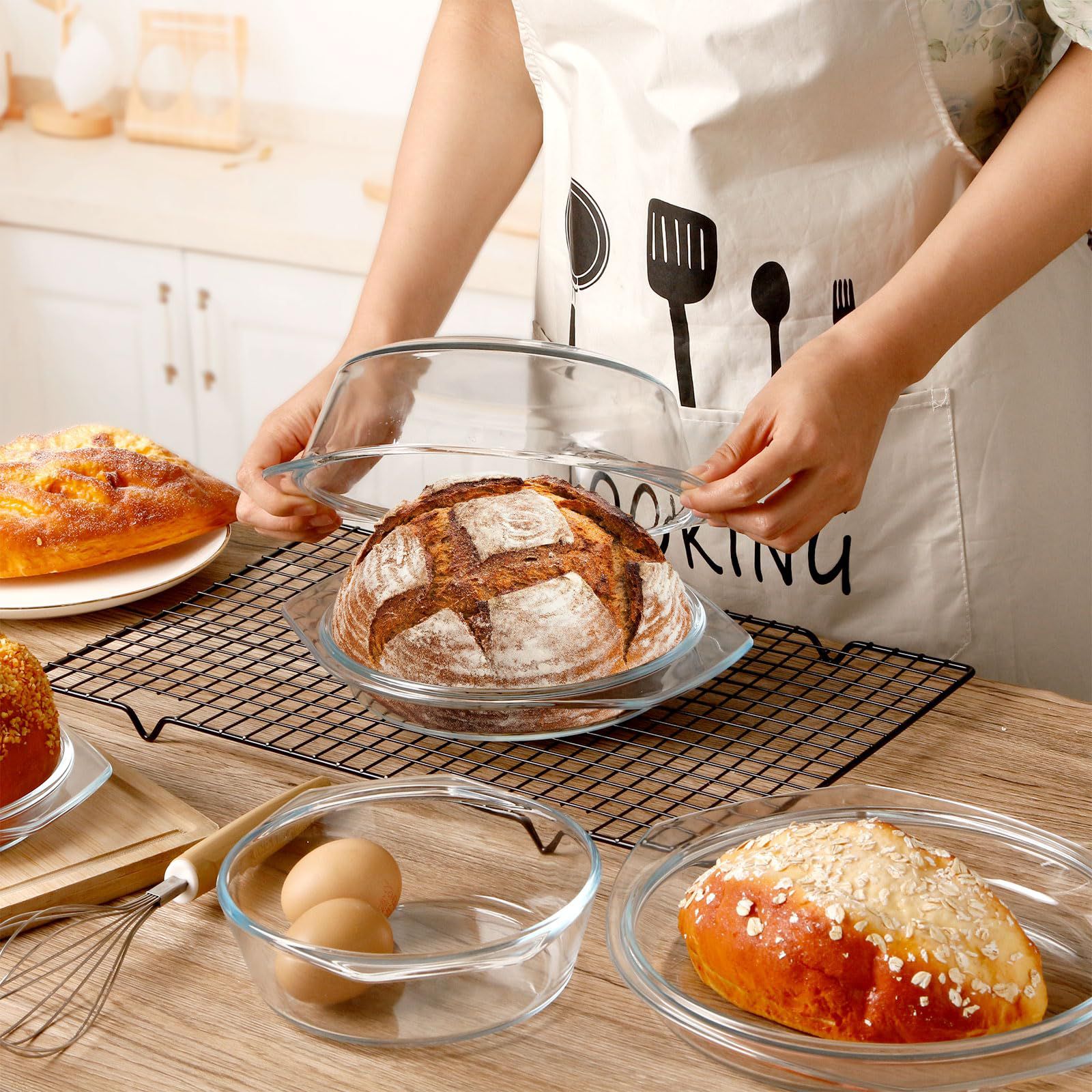 Round Glass Casserole Dish with Lid